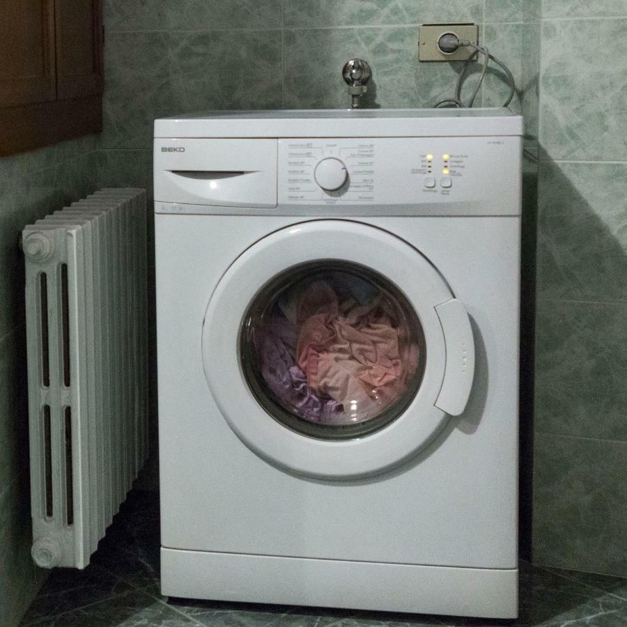 La Casa Di Cristina Apartment Арона Екстериор снимка